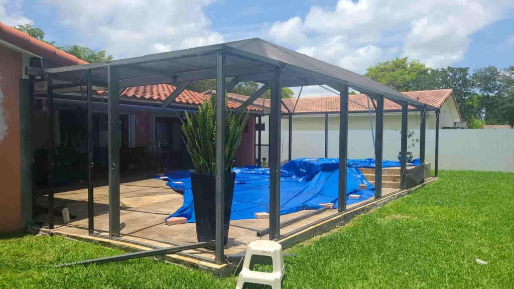 Patio screen contractor Fort Lauderdale